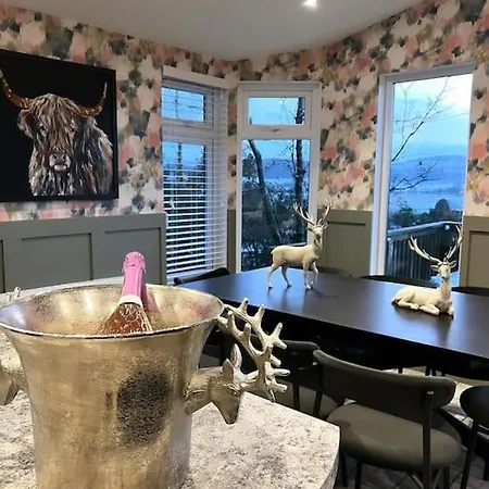 Luxury Lodge With Hot Tub In Royal Deeside Strachan Exterior photo